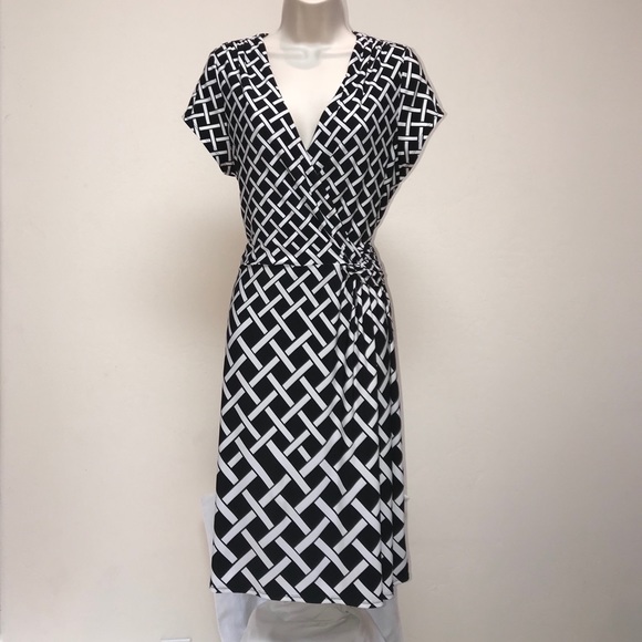 White House Black Market Dresses & Skirts - White House Black Market dress